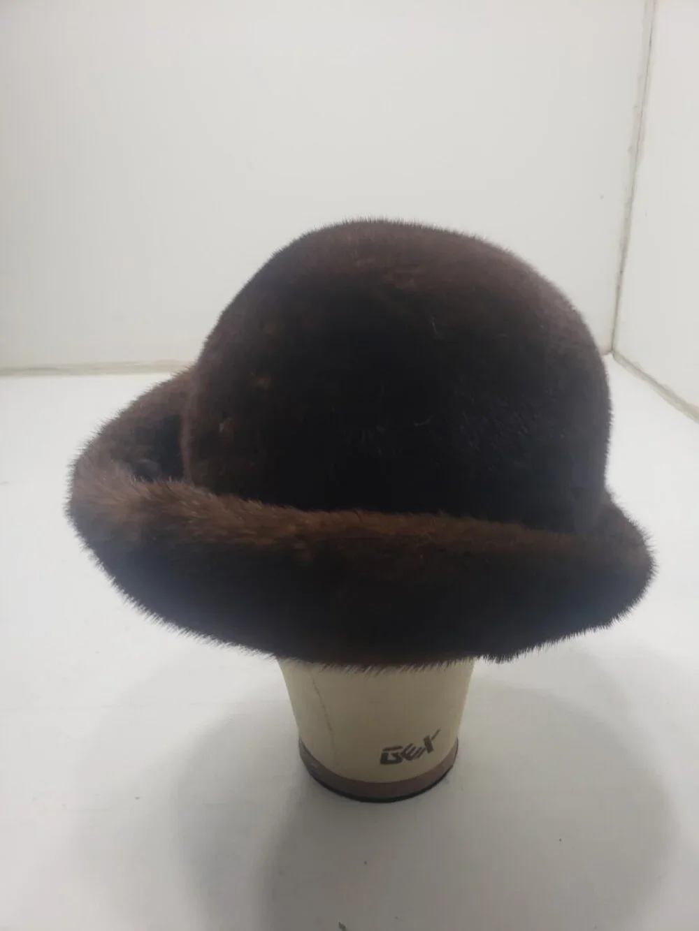 Vintage Brown Fur Fedora Hat Wide Brim Black Band Unmarked 8.25 x 6.25